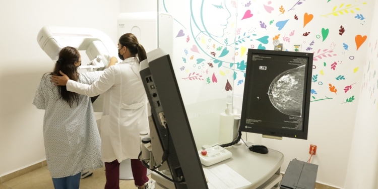 Más de 4,200 mujeres han sido atendidas con mastografías gratuitas en Colima; significa un ahorro a pacientes por 2.1 mdp