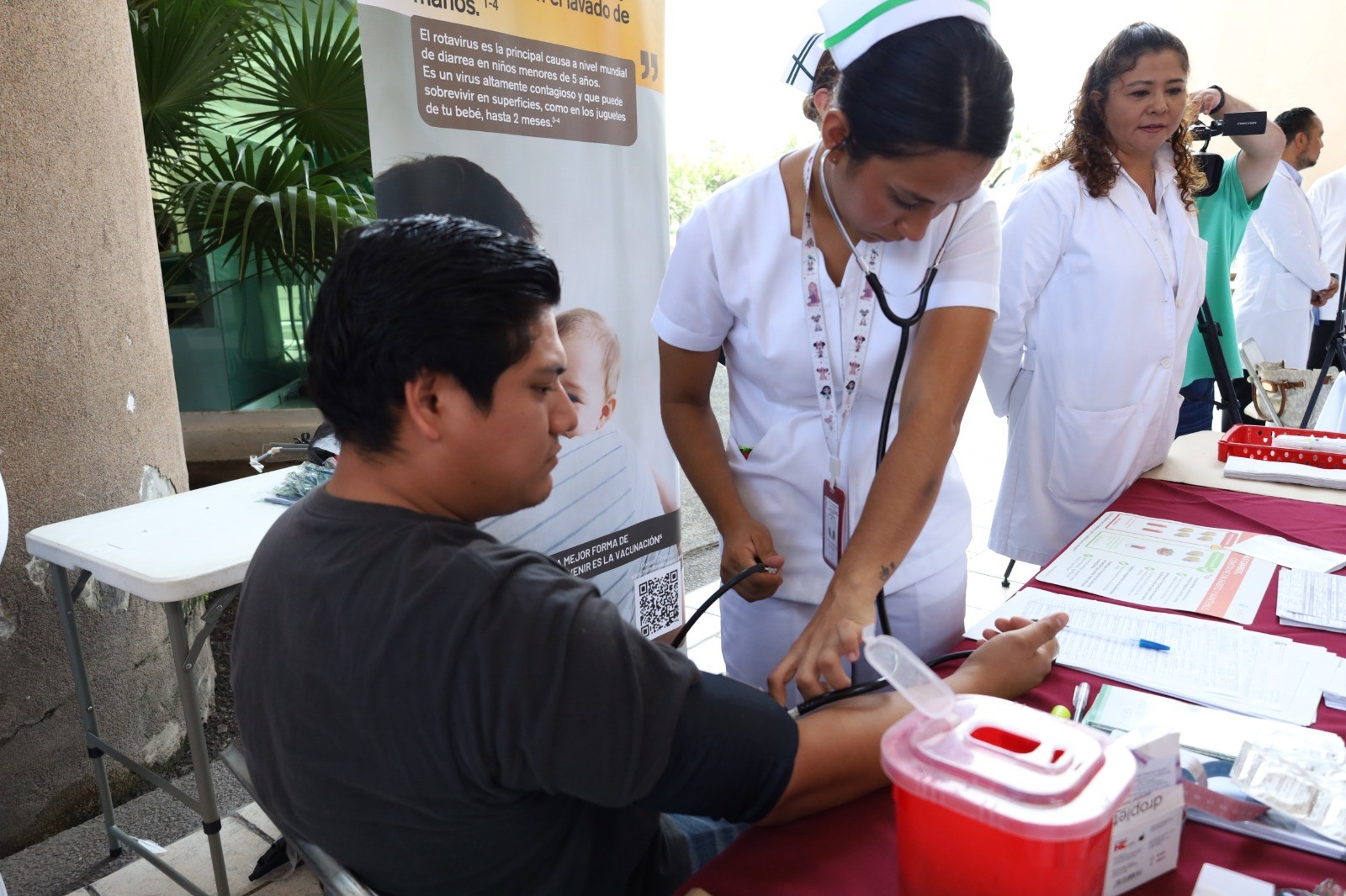 Gobierno de Indira Vizcaíno fortalece la atención integral gratuita a pacientes con hemofilia