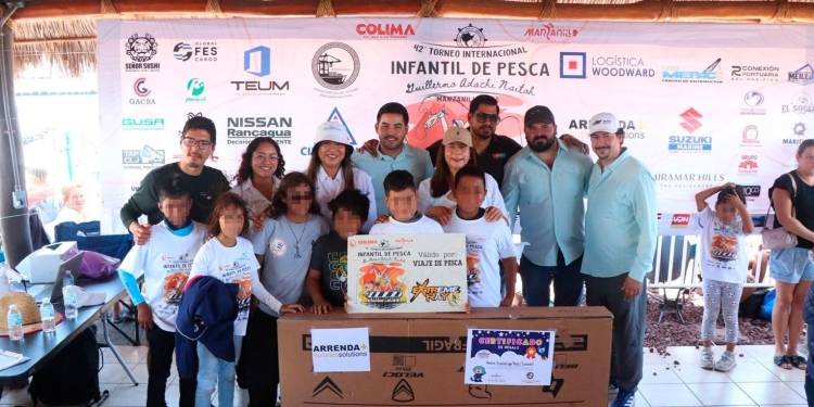 Récord de participantes en torneo internacional infantil de pesca en Manzanillo; fueron casi 750 menores