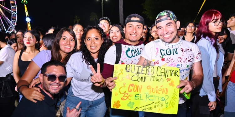 Éxito total concierto de Jesse & Joy en la Feria de Manzanillo
