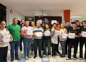 H. ayuntamiento de colima, ¡Gran participación en el curso de Sushi!
