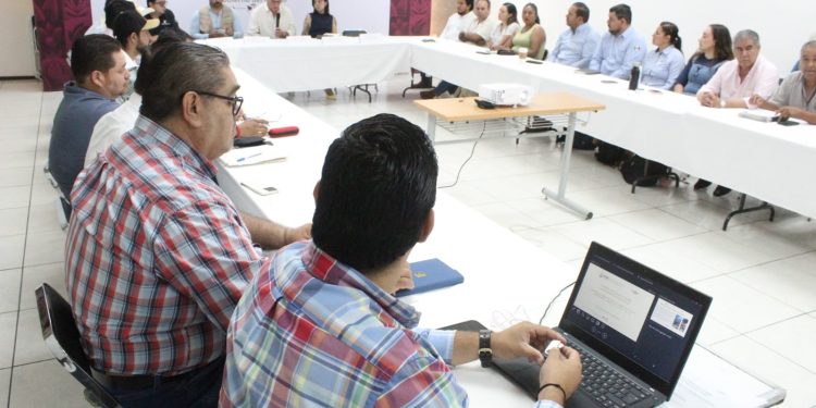 G.C. Alerta Subseder Colima: gusano barrenador del ganado puede atacar a mascotas
