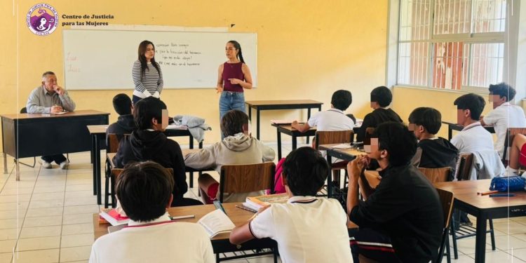 FGE. Llevan educación y conciencia a estudiantes: CJM impulsa entornos seguros en telesecundaria