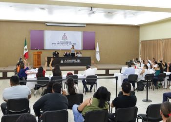 G.C. Exhorta Congreso de Colima a la CFE a informar sobre apagones y aumento en recibos de luz