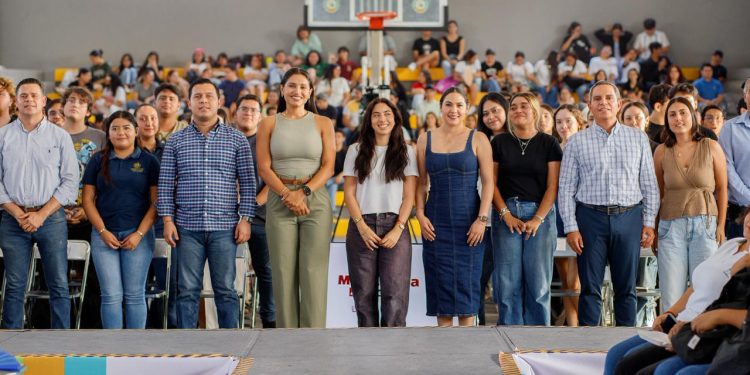 G.C. Colima reafirma su compromiso: educación superior gratuita con #MiColiBecaParaElFuturo