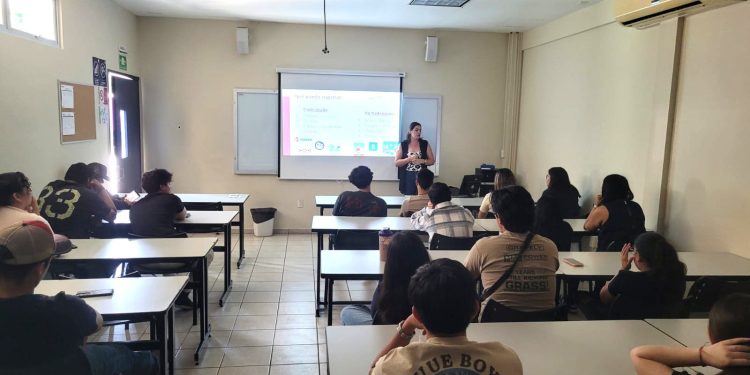 G.C. Sedeco Colima fortalece cultura de protección de marca entre estudiantes de la Univa
