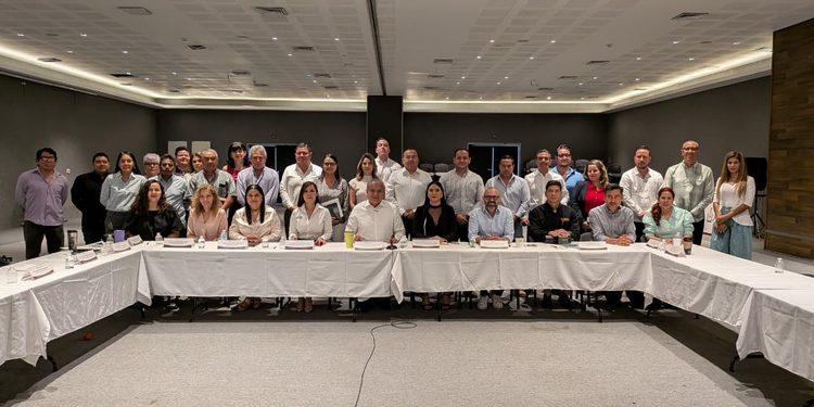 Gobierno del Estado presenta avances y acciones que fortalecen el empleo, el emprendimiento y el bienestar de las familias colimenses