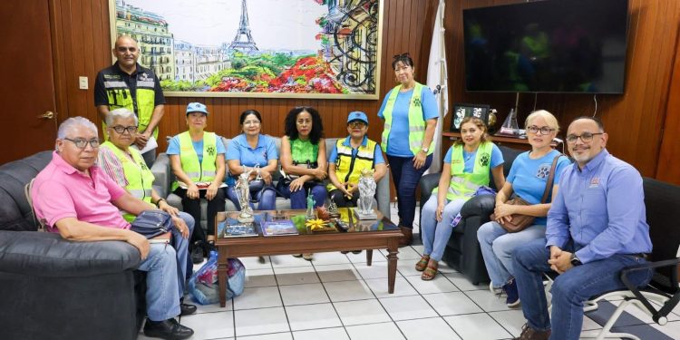 FISCALÍA DEL ESTADO IMPULSA ALIANZA CON ACTIVISTAS PARA FORTALECER LA PROTECCIÓN ANIMAL Y DEL MEDIO AMBIENTE