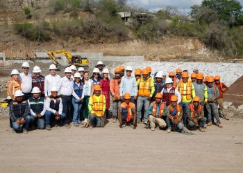 Supervisan construcción de la presa derivadora de Armería; beneficiará el riego de 2 mil 600 hectáreas en el Valle de Armería con inversión de más de 270 mdp