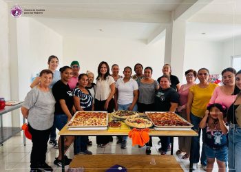 FGE.  Mujeres de Quesería se fortalecen con taller de elaboración de pizzas y empoderamiento