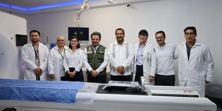 Supervisan avances en IMSS Manzanillo: invierten más de 54.8 millones de pesos para modernizar servicios de salud