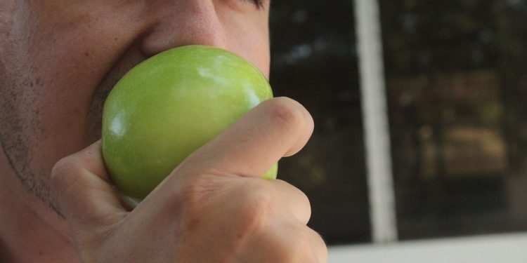 Hábitos saludables ayudan a prevenir o retrasar el agrandamiento de la próstata: Salud Colima