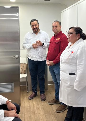 Regresa Dr. Vagón regresó a Tecomán; brinda atención médica gratuita a miles de personas hasta el 18 de junio