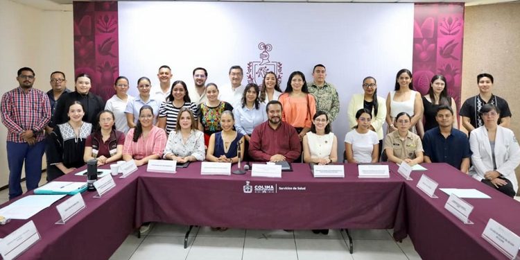 Salud Colima impulsa la partería profesional y tradicional en el estado