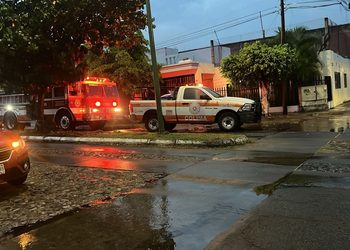 UEPC Colima atiende 20 reportes de afectaciones por lluvias y viento este miércoles, en varios municipios
