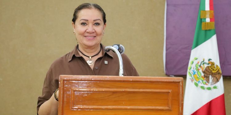 Congreso reconoce al magisterio colimense por su compromiso con la educación y la capacitación continua