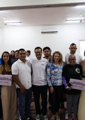 ¡JÓVENES MANZANILLENSES PONDRÁN EN ALTO EL NOMBRE DE MANZANILLO CON APOYOS ACADÉMICOS, CULTURALES Y DEPORTIVOS!
