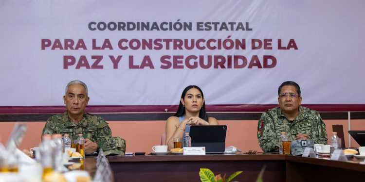 De la reunión de la Mesa de Coordinación Estatal para la Construcción de Paz y Seguridad, la gobernadora de Colima, Indira Vizcaíno Silva comparte lo siguiente: