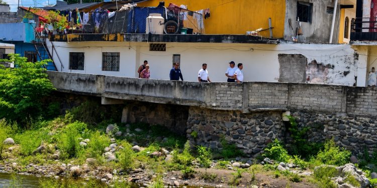 UEPC Colima continúa censo de viviendas en peligro de inundación