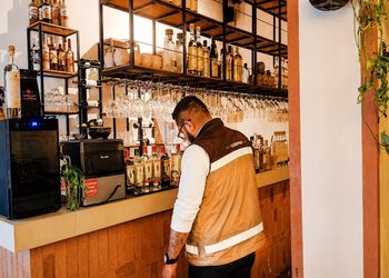 Salud Colima alerta sobre riesgos de bebidas adulteradas durante el Mundial 2026