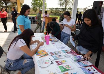 Casi 44 mil colimenses participaron en acciones de prevención de salud mental y adicciones, en 2025