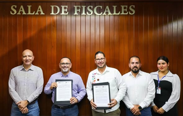 El Fiscal General del Estado, Bryant Alejandro García Ramírez, encabezó la firma de un convenio de colaboración con la Universidad Antares,