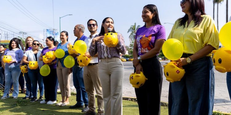 Indira Vizcaíno encabeza boteo Teletón 2026 en Colima; exhorta a apoyar a favor de quienes más lo necesitan