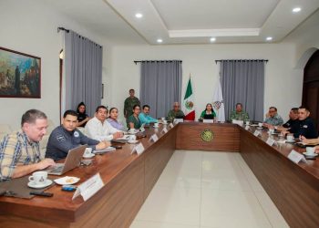 De la reunión de la Mesa de Coordinación Estatal para la Construcción de Paz y Seguridad, la gobernadora de Colima, Indira Vizcaíno Silva comparte lo siguiente: