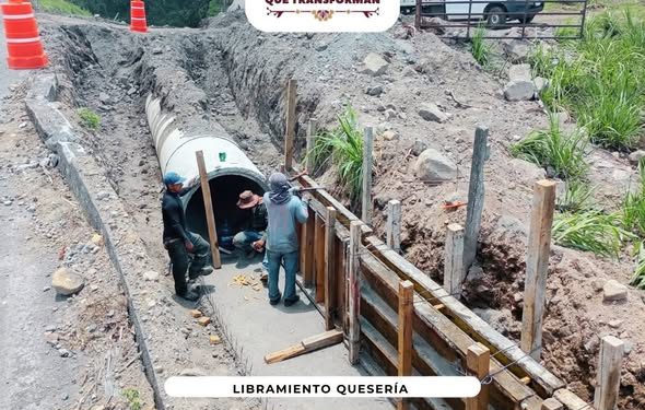 Seguimos trabajando para mantener en buenas condiciones la infraestructura carretera de nuestro estado.