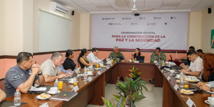 En las instalaciones de la 20/a Zona Militar, encabezamos la reunión diaria de la Mesa de Coordinación Estatal para la Construcción de Paz y Seguridad. Comparto algunos de los resultados más relevantes:
