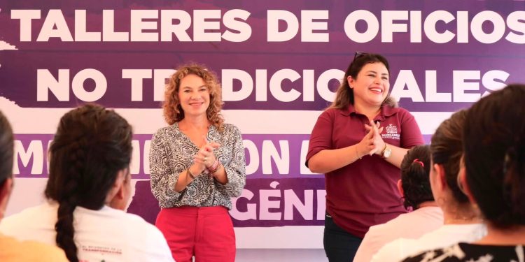 ¡Mujeres que construyen su futuro! Manzanillo impulsa el aprendizaje de nuevos oficios