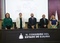 La gobernadora Indira Vizcaíno llega al Congreso de Colima para sesión solemne