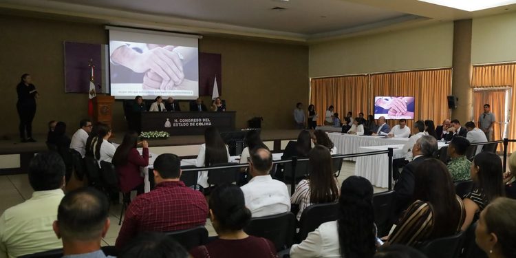 Reconocen a quienes dejan huella: El H. congreso del estado de colima entrega el Premio Estatal a las Personas Adultas Mayores 2026