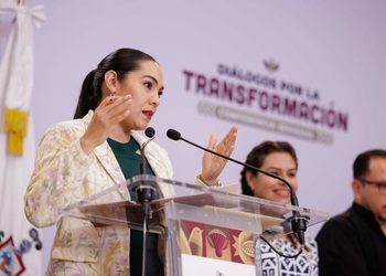 En nuestros #DiálogosPorLaTransformación, la gobernadora Indira Vizcaíno Silva informó los avances de las #ObrasQueTransforman el Corredor Logístico Colima-Manzanillo.
