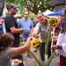 Rosi Bayardo recorre “La Pulga” de Colima; platica con comerciantes sobre avances de la Transformación