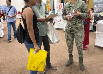 Marina participa en la “Feria nacional de empleo para las juventudes 2026”, en Manzanillo, Colima