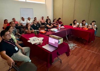 Salud Colima capacita a personal de Manzanillo en RCP y uso de DEA, para mejorar respuesta ante emergencias