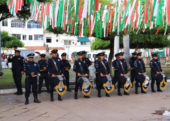 H. ayuntamiento de manzanillo, Desde el Centro Histórico, celebran el orgullo de ser mexicanos