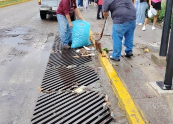 H. ayuntmiento de manzanillo, Sumando esfuerzos por la familias.