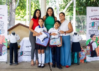 Gobierno de Indira acerca programas ColiBecas a estudiantes de cinco planteles educativos