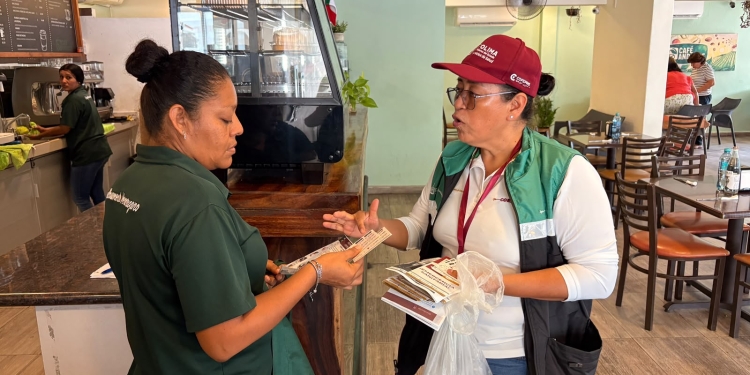 Salud Colima y Coespris refuerzan vigilancia sanitaria en zonas afectadas por lluvias en Manzanillo