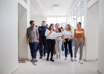 La gobernadora Indira Vizcaíno Silva supervisó en Manzanillo los avances de los Dormitorios para la Seguridad de la Secretaría de Seguridad y Protección Ciudadana Colima.