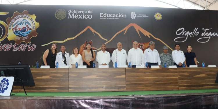 H. ayuntamiento de manzanillo, ¡50 años formando generaciones y construyendo futuro!