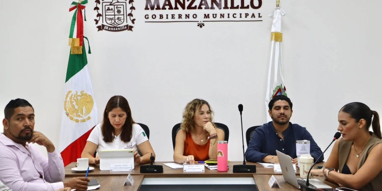 H. ayuntamiento de manzanillo, trámites más fáciles y servicios más accesibles para todas y todos.