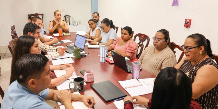 FGE-Fiscalía de Colima y DIF Estatal fortalecen coordinación para proteger los derechos de niñas, niños y adolescentes