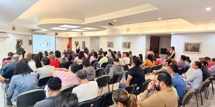 FGE-Capacitaron a personal de Educación y Cultura para prevenir el acoso y hostigamiento sexual laboral en Colima