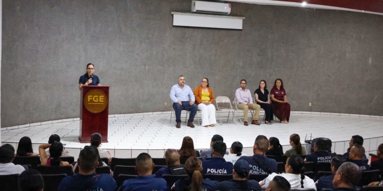 CAPACITAN A POLICÍAS DE COLIMA EN JUSTICIA PENAL PARA ADOLESCENTES Y DERECHOS HUMANOS