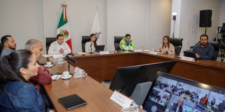 Indira informa a Presidenta Sheinbaum saldo blanco en el estado de Colima, tras el paso del huracán ‘Simón’ categoría 4
